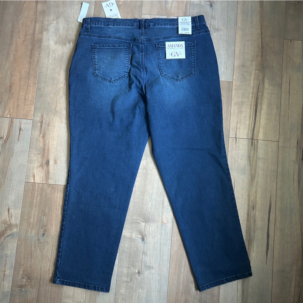 NWT Gloria Vanderbilt ‘Amanda’ Jeans - Picture 4 of 4
